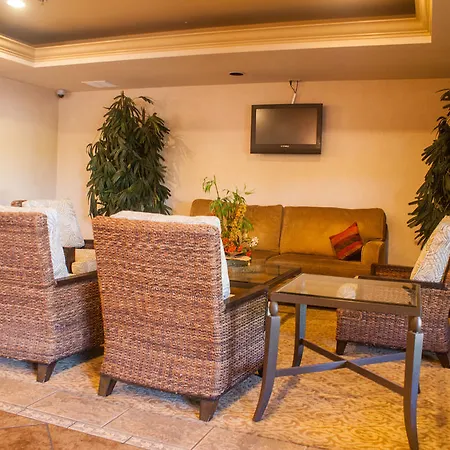 Red Lion Inn & Suites Cathedral City Palm Springs-3